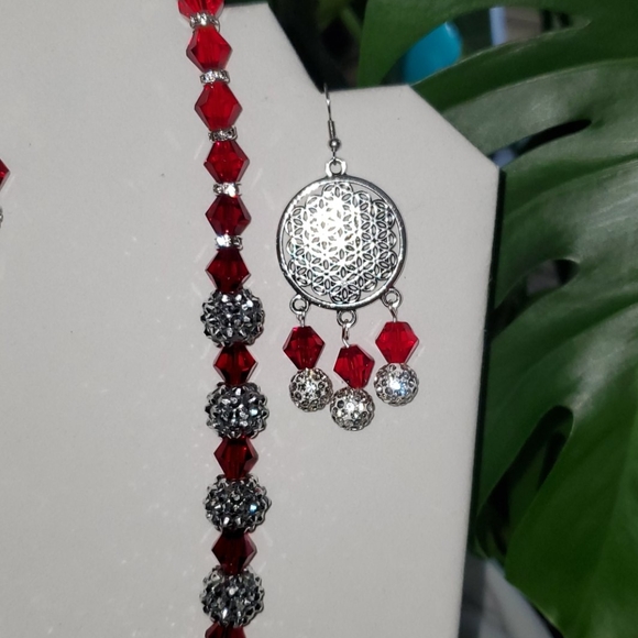 Sparkling Ruby - Picture 2 of 3